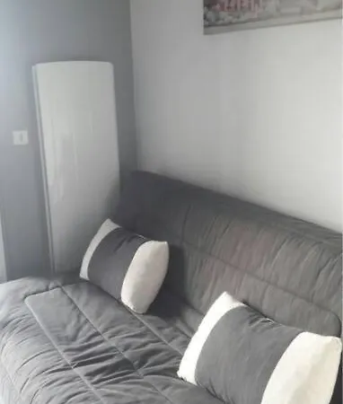2 Pieces Ensoleille Acces Direct Apartmán *